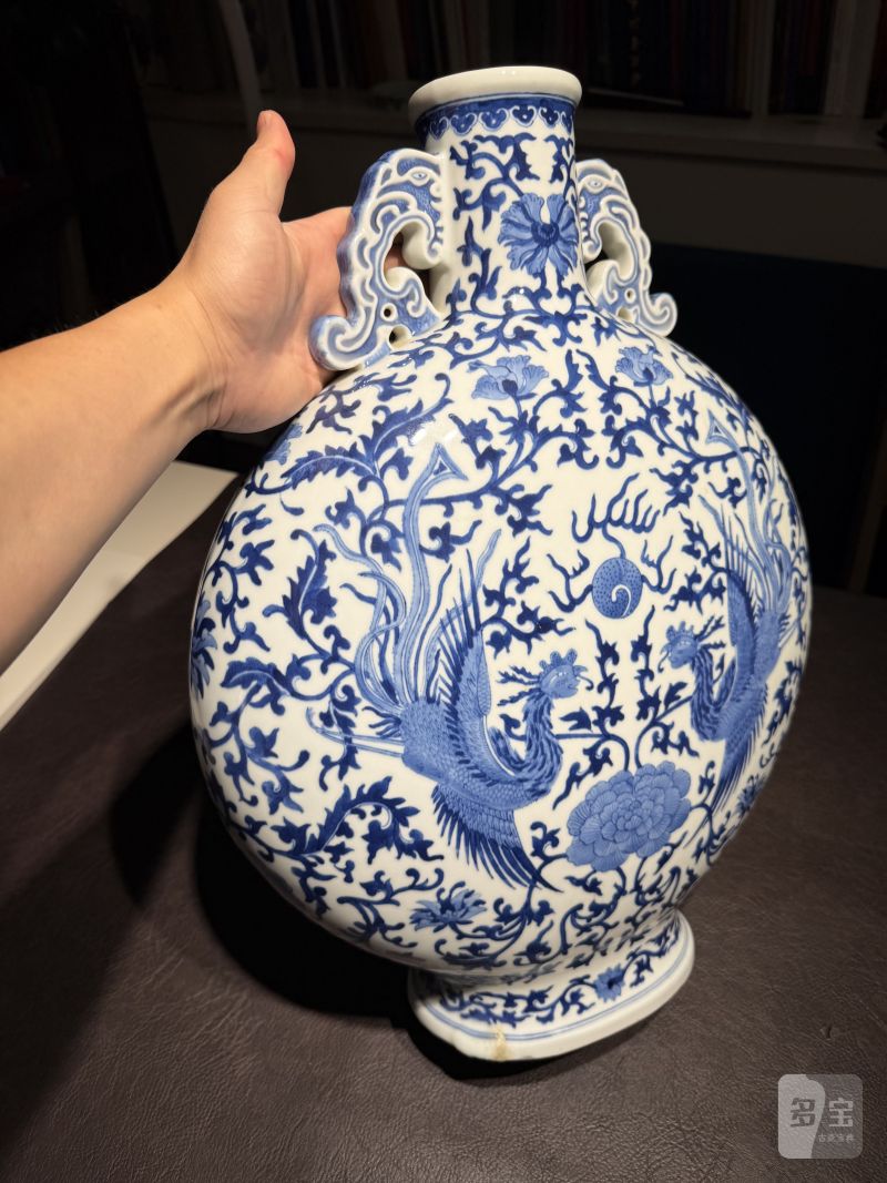 清同治 青花双凤纹抱月瓶 - 图4